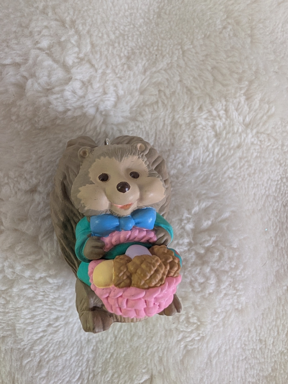 1993 Hallmark Keepsake Nutty Eggs Squirrel Easter Ornament QEO8362 With Box